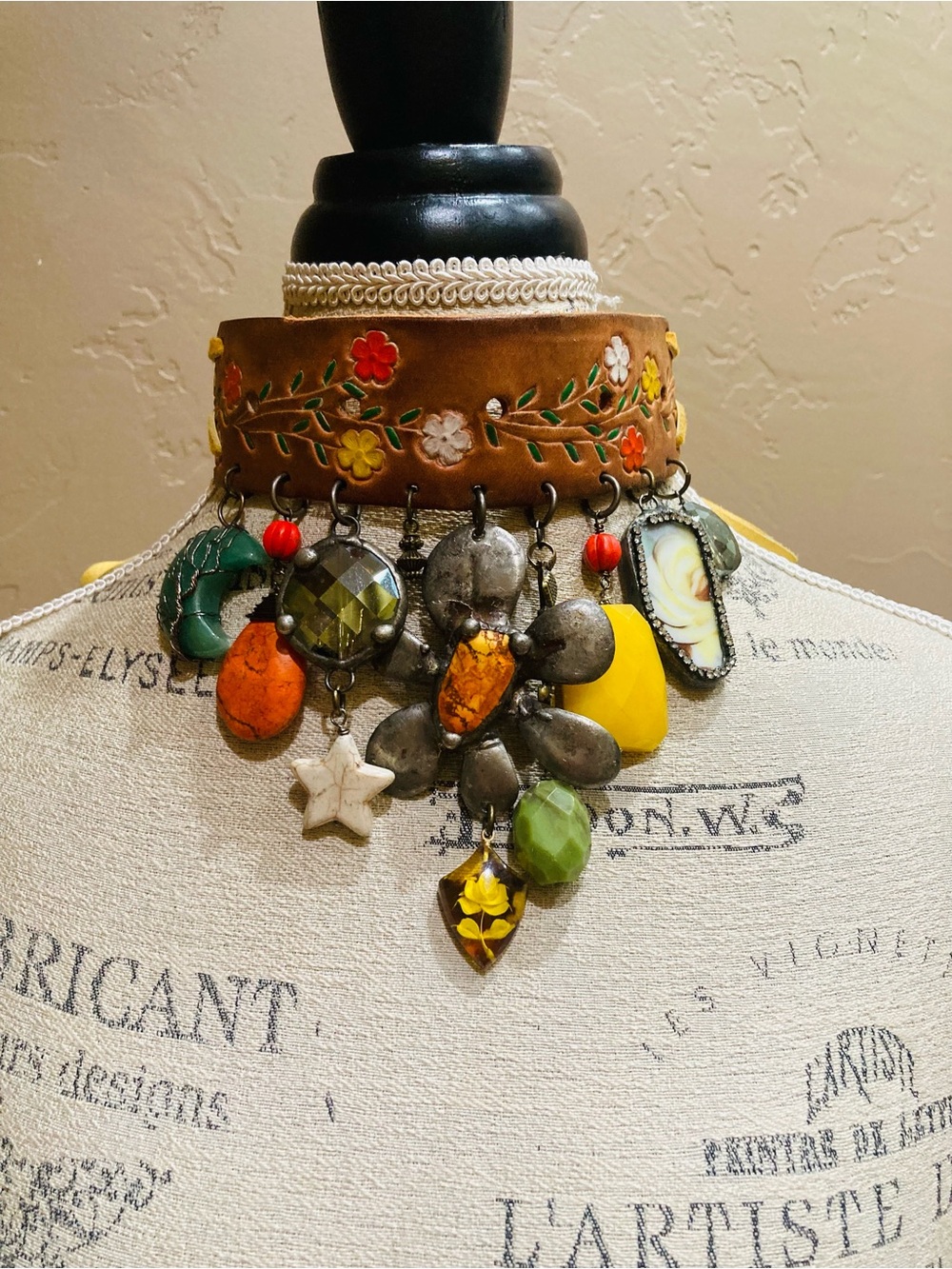 Bohemian Floral Leather Choker Necklace with Colorful Charms
